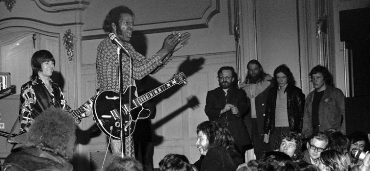 Chuck Berry in front of a white audience in the fifties